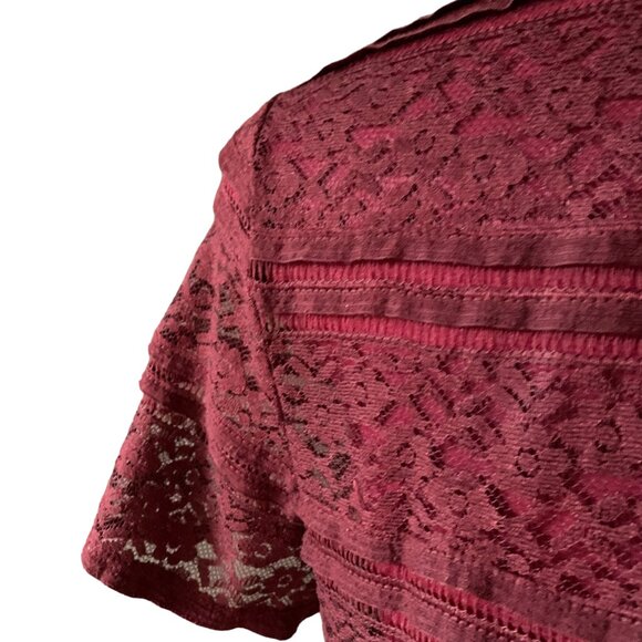 LUSH - burgundy Sheer Lace embroidery top - Short sleeves - high neck - large - Picture 8 of 11